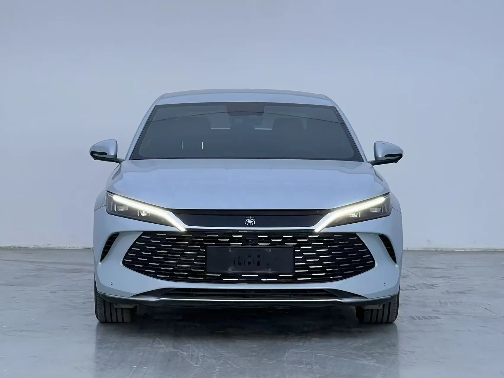 BYD Qin L DM