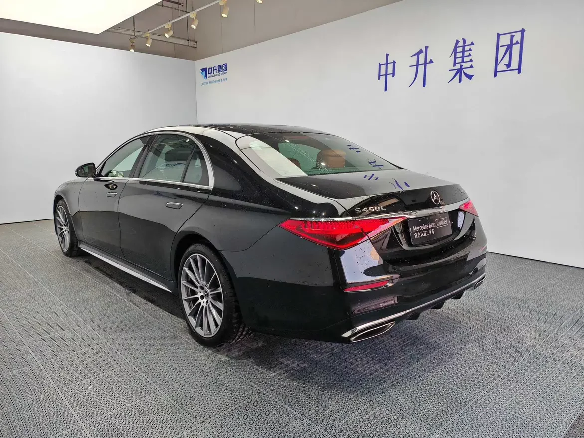 Mercedes-Benz S Class