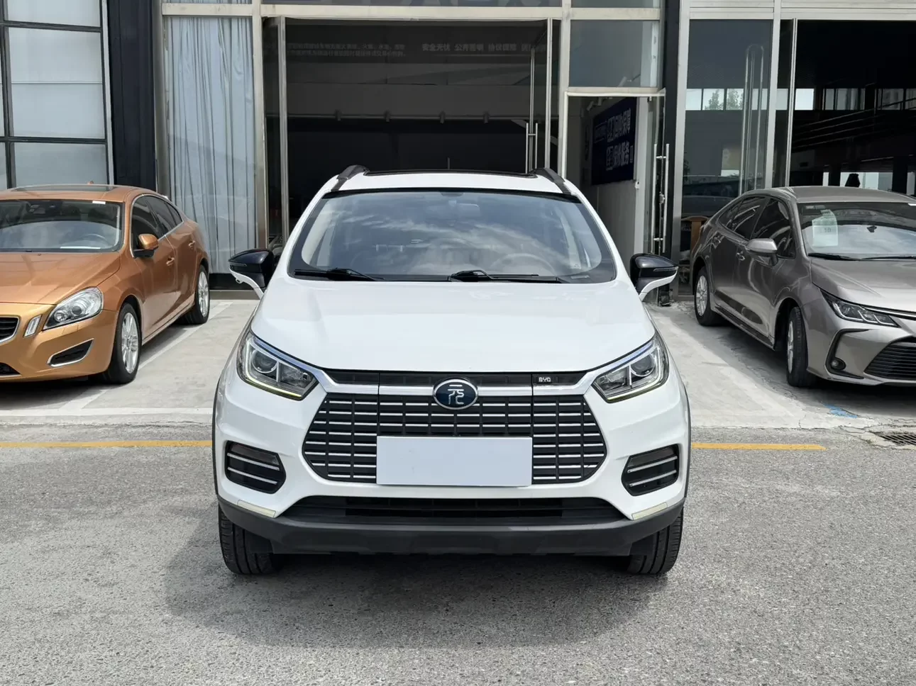 BYD Yuan EV