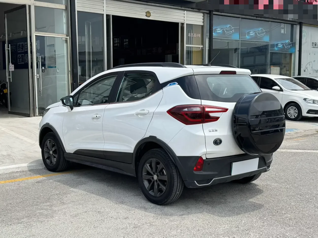BYD Yuan EV