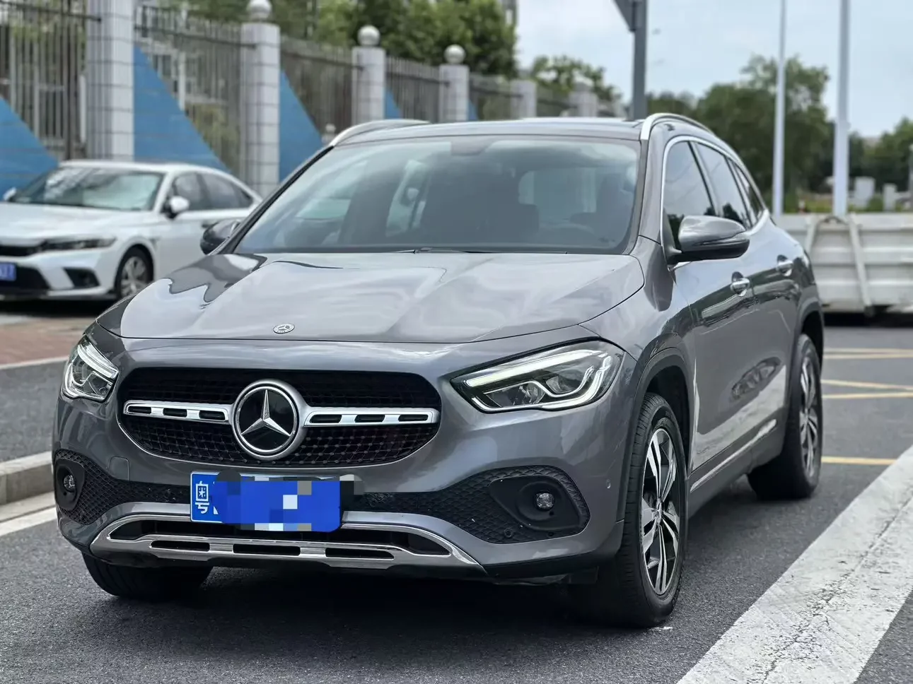 Mercedes-Benz GLA
