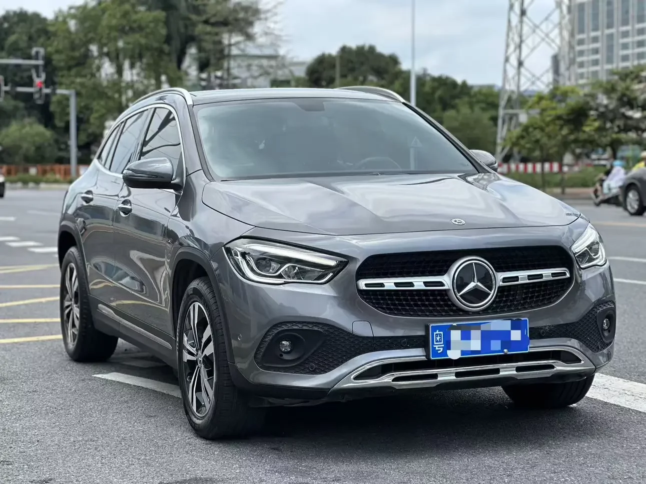Mercedes-Benz GLA