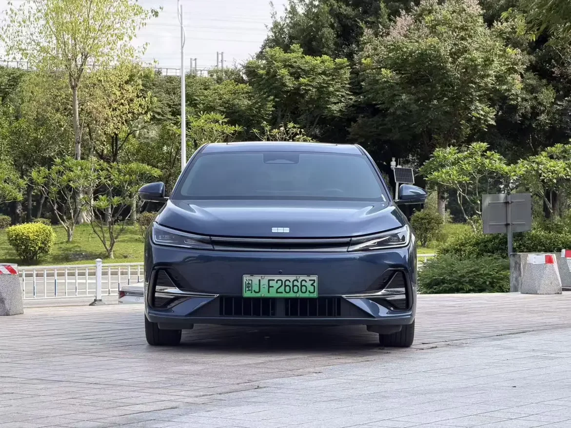 Geely Galaxy A7 EM