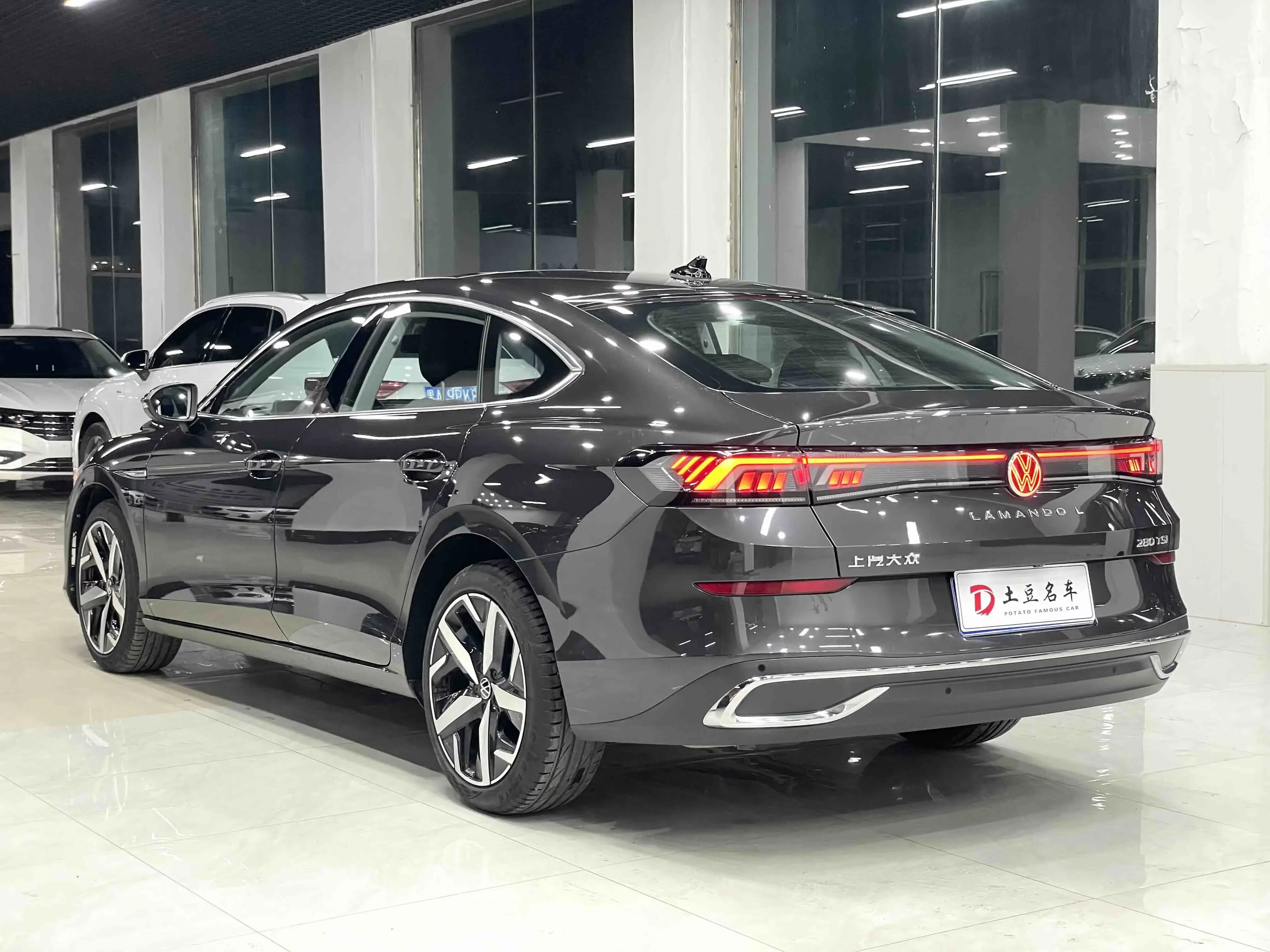Volkswagen Lamando
