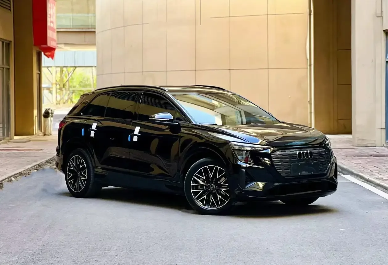 Audi Q5 e-tron