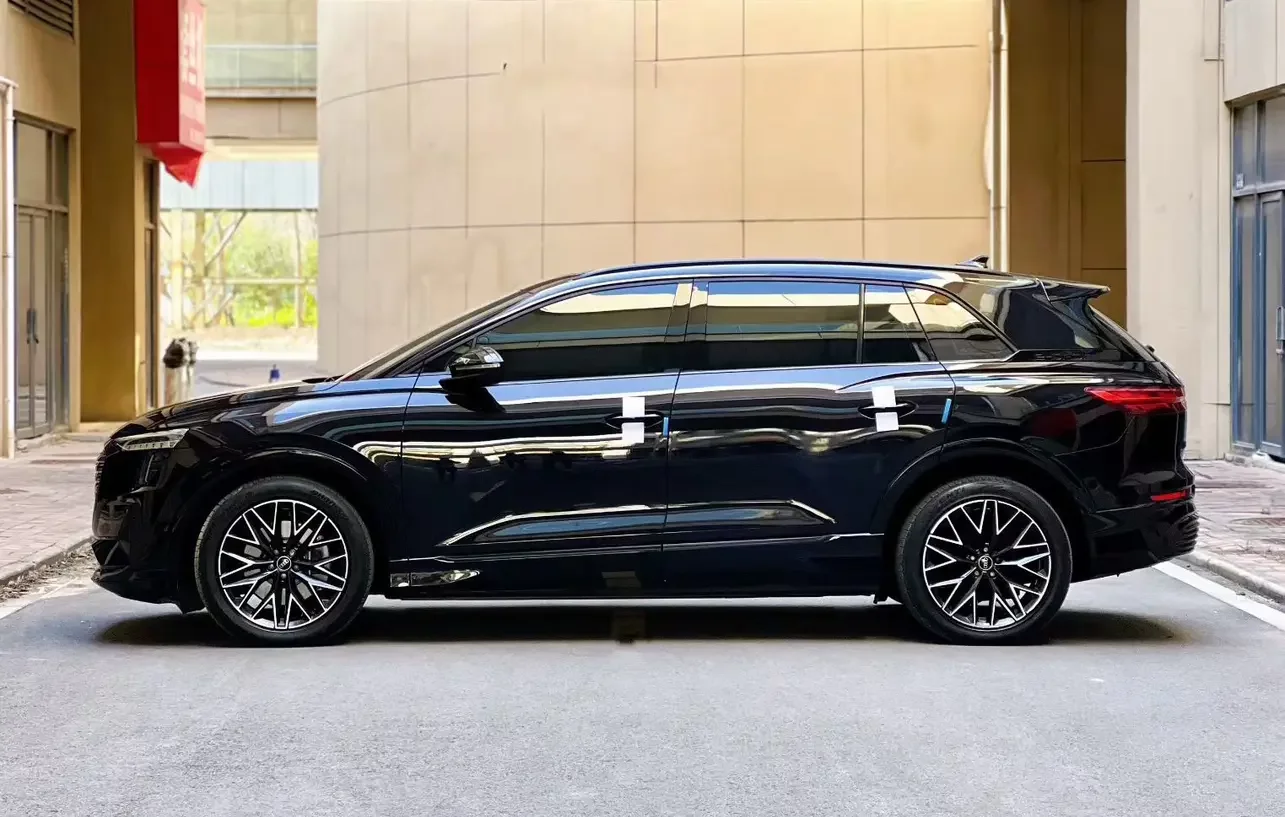 Audi Q5 e-tron