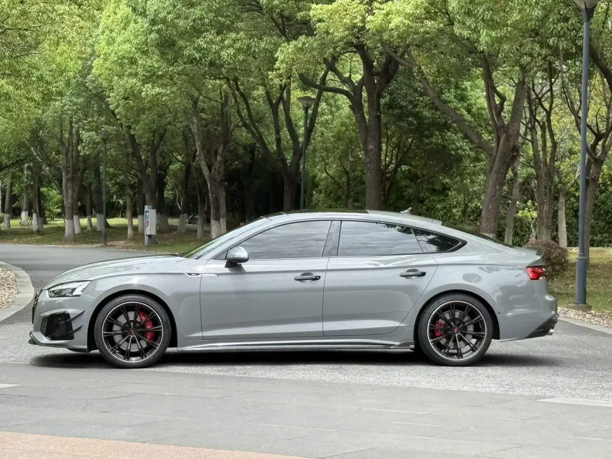 Audi S5