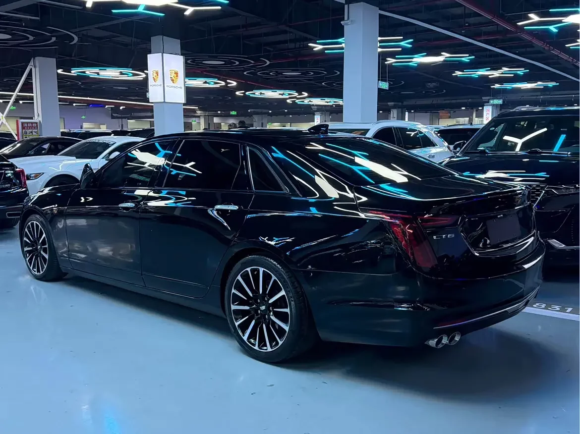 Cadillac CT6