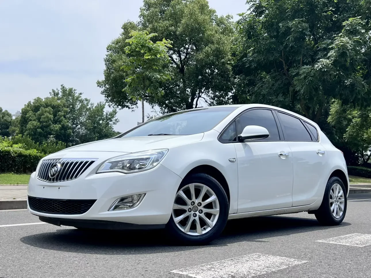 Buick Yinglang