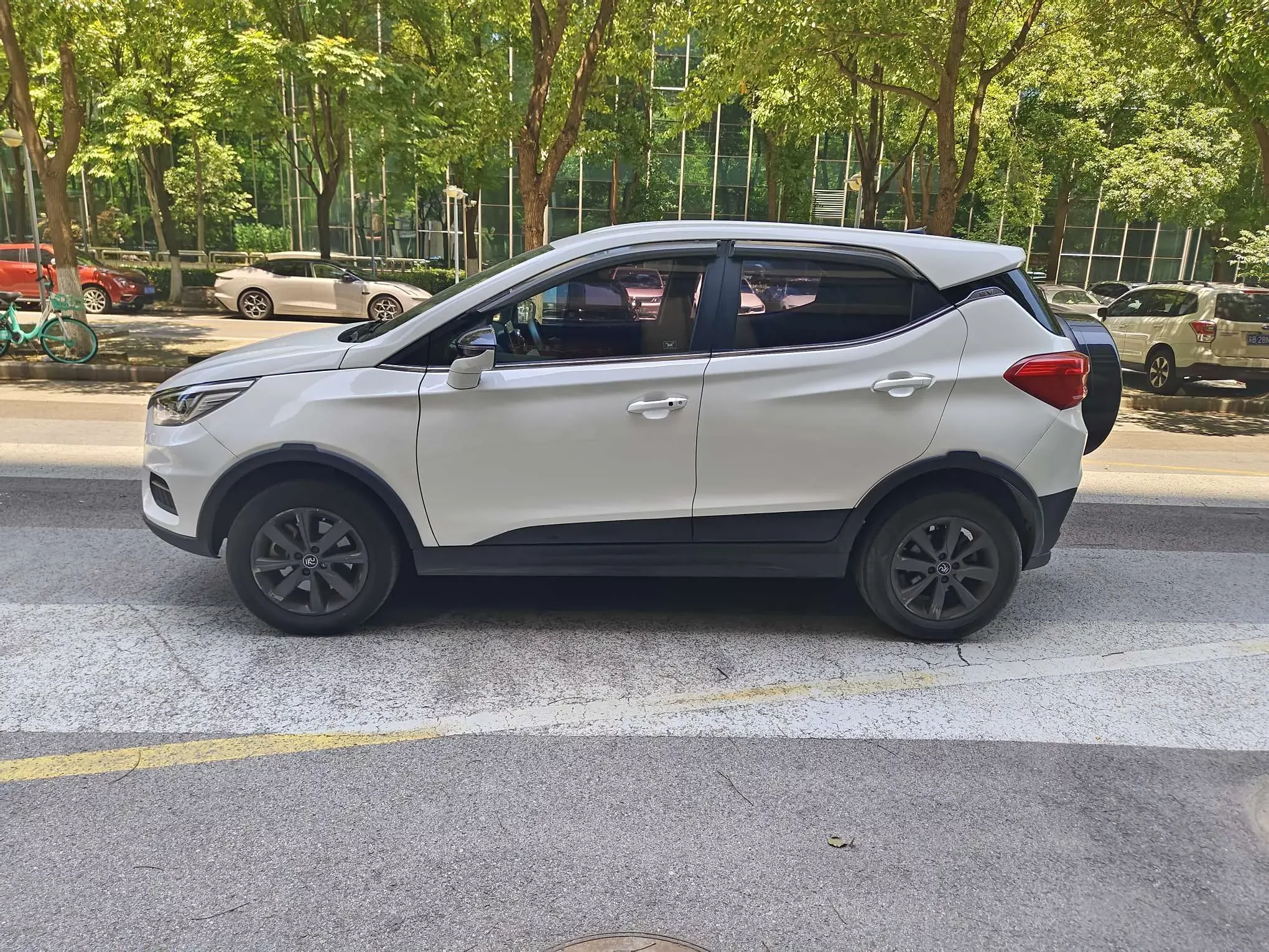 BYD Yuan EV