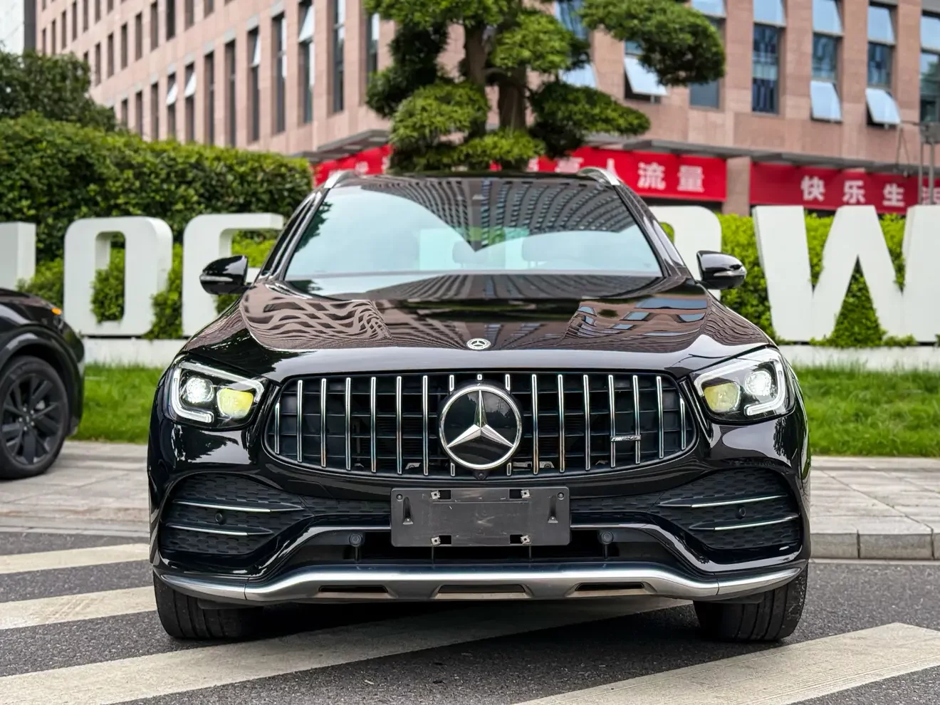 Mercedes-Benz GLC AMG