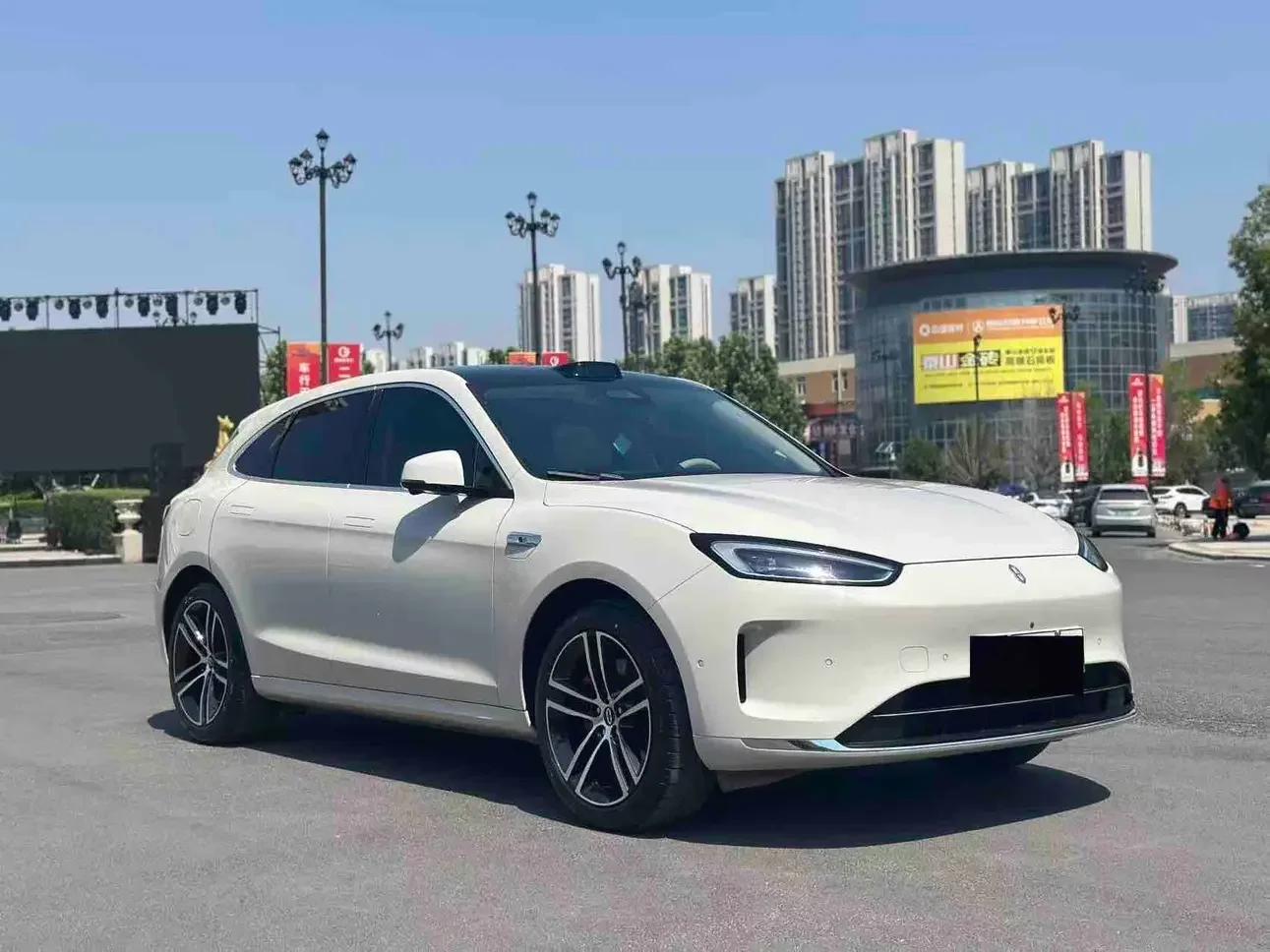 AITO M5