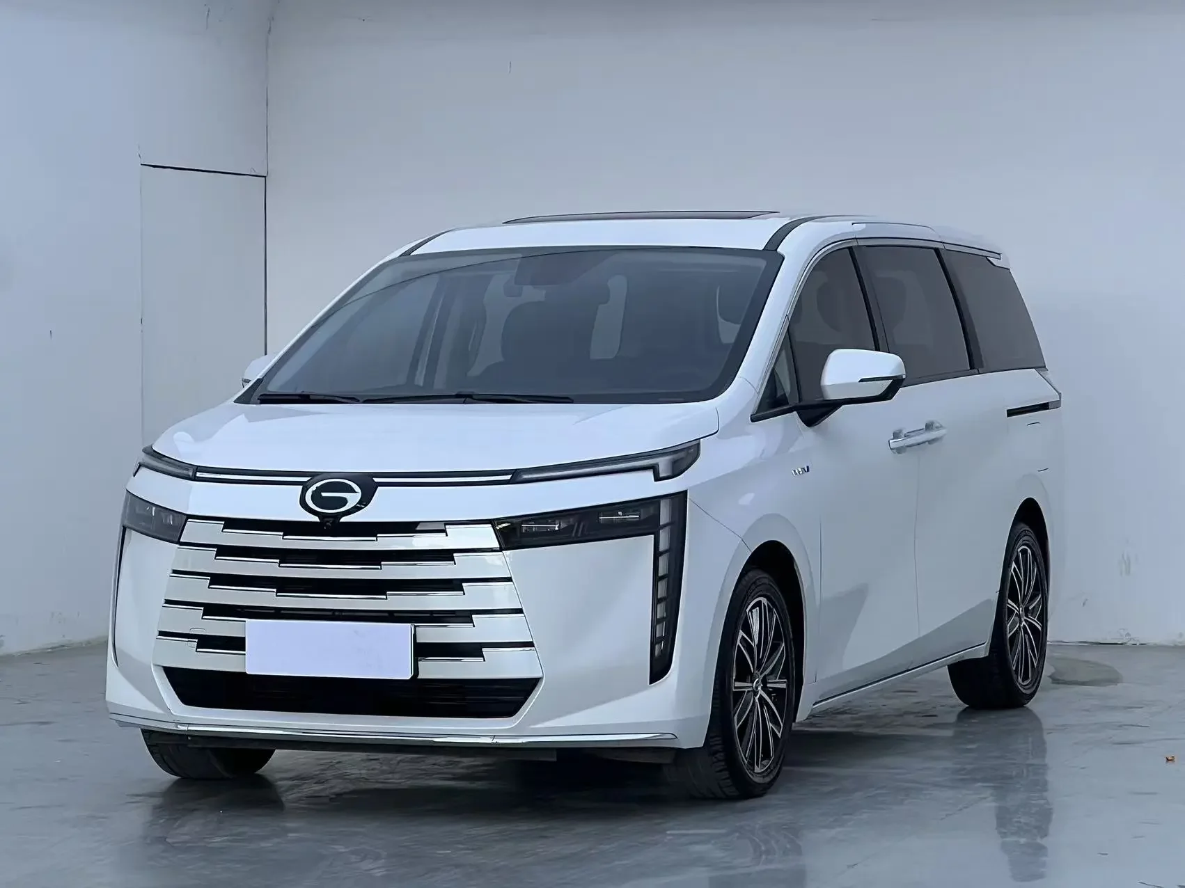 GAC Trumpchi E8 PHEV