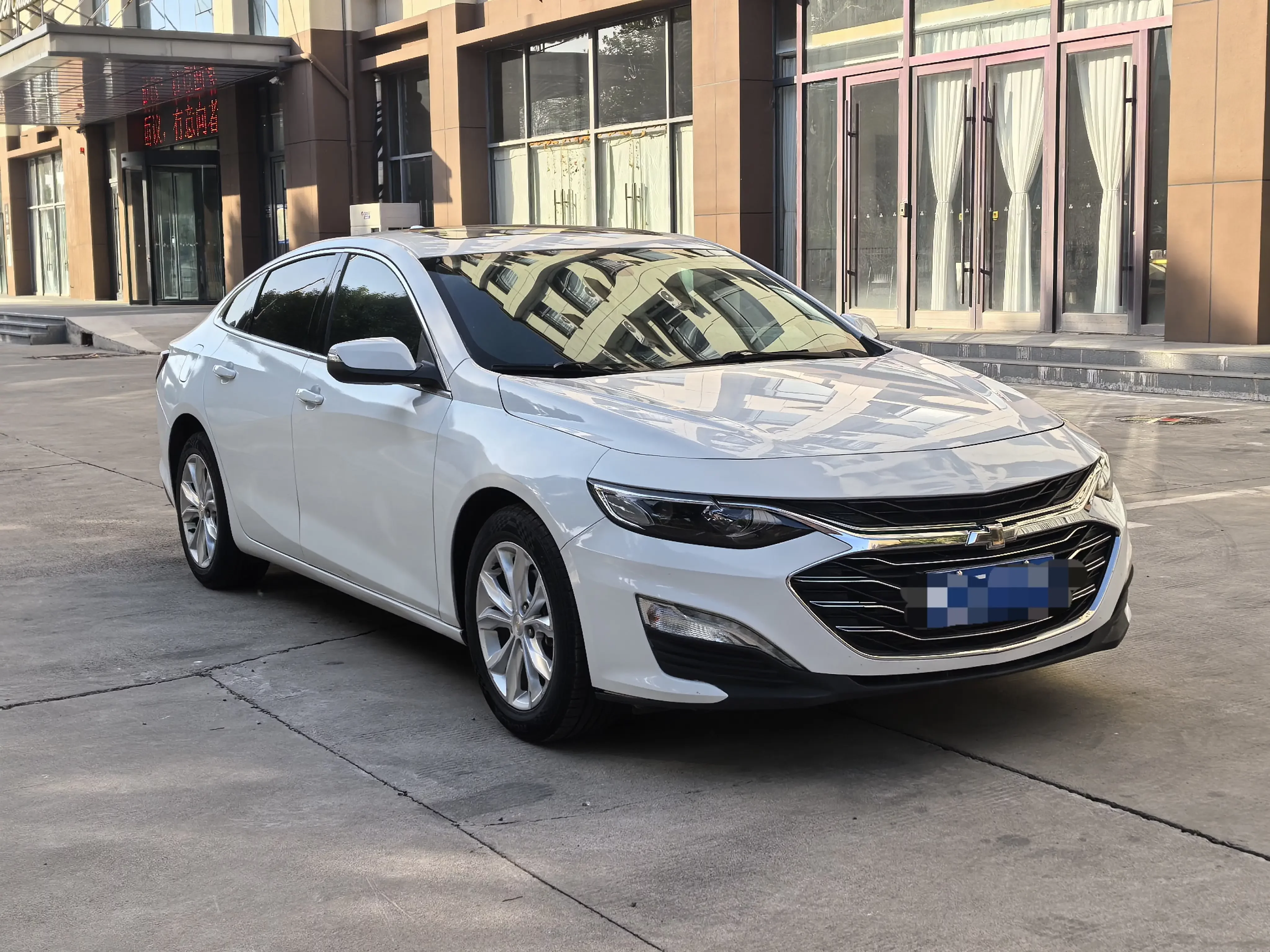 Chevrolet Malibu XL