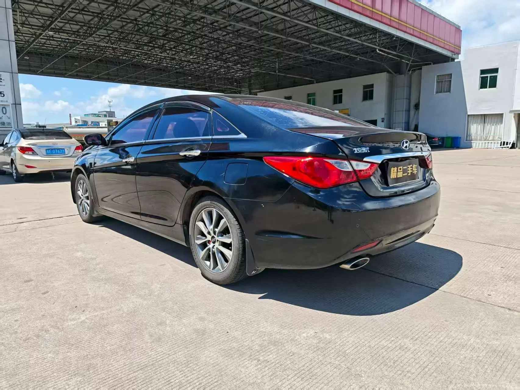 Hyundai sonata eight