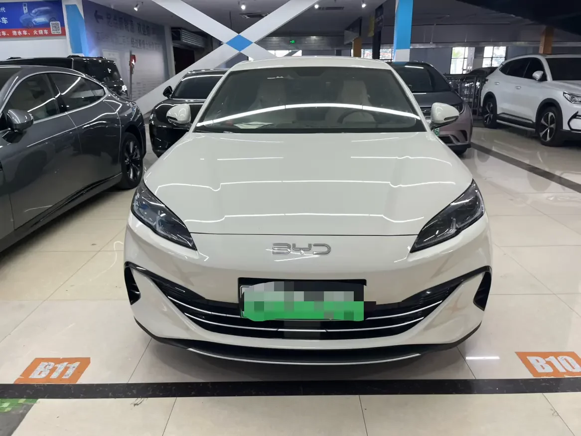 BYD Seal 06DM