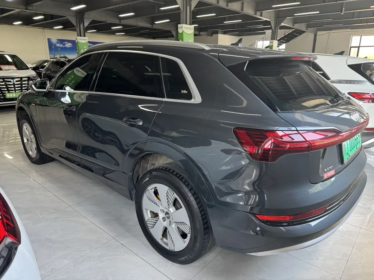 Audi e-tron