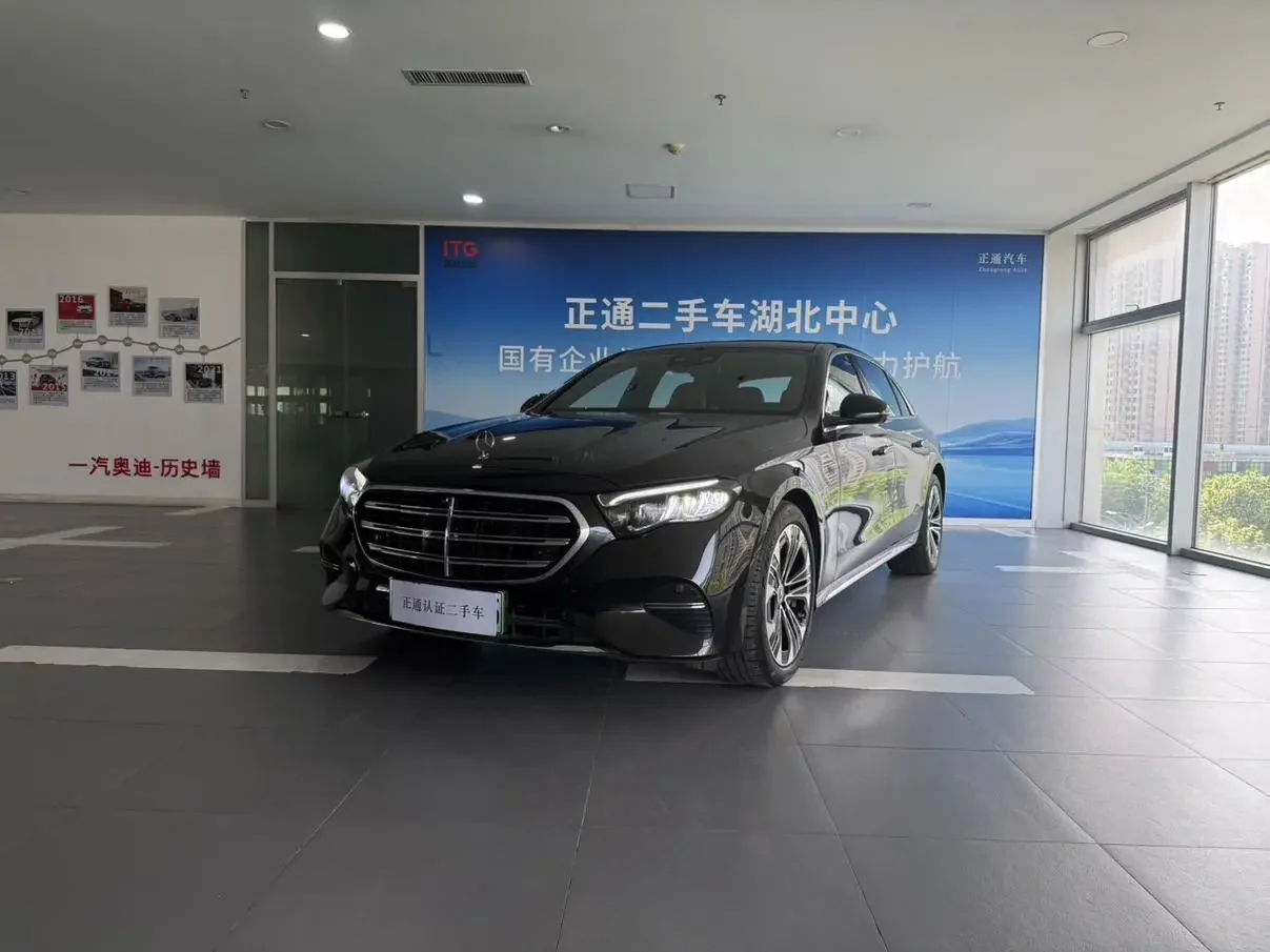 Mercedes-Benz E-Class PHEV