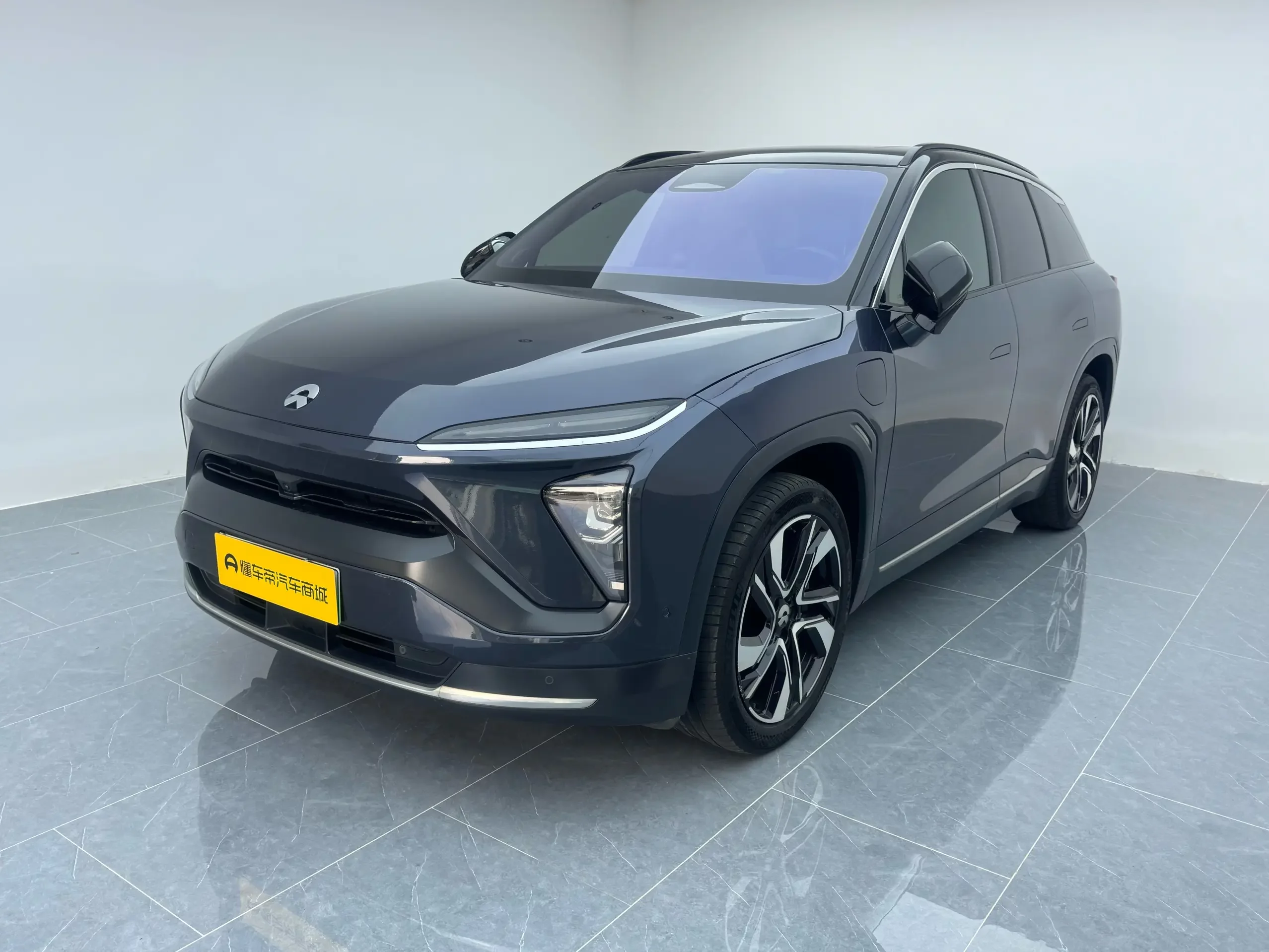 NIO ES6
