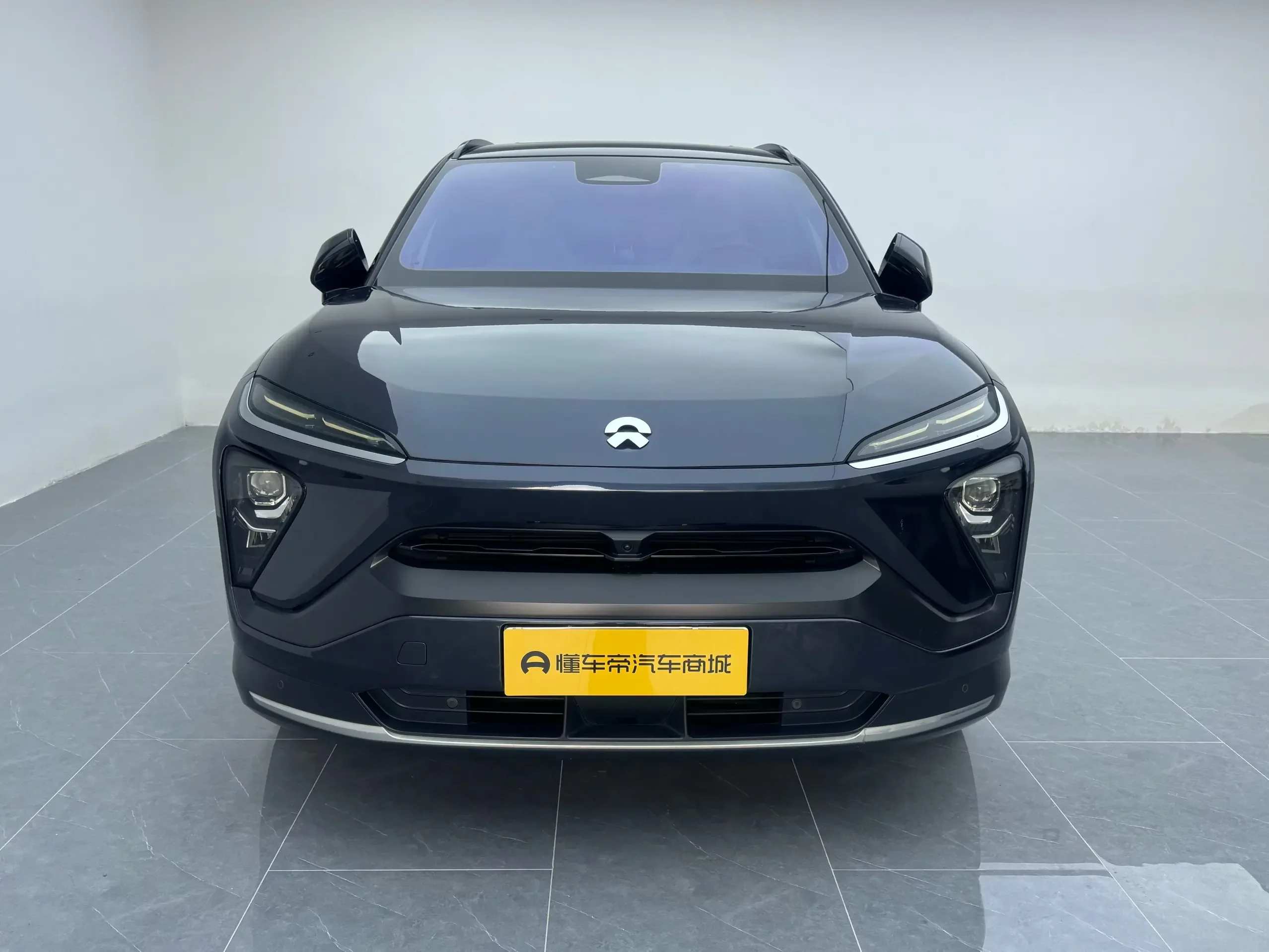 NIO ES6