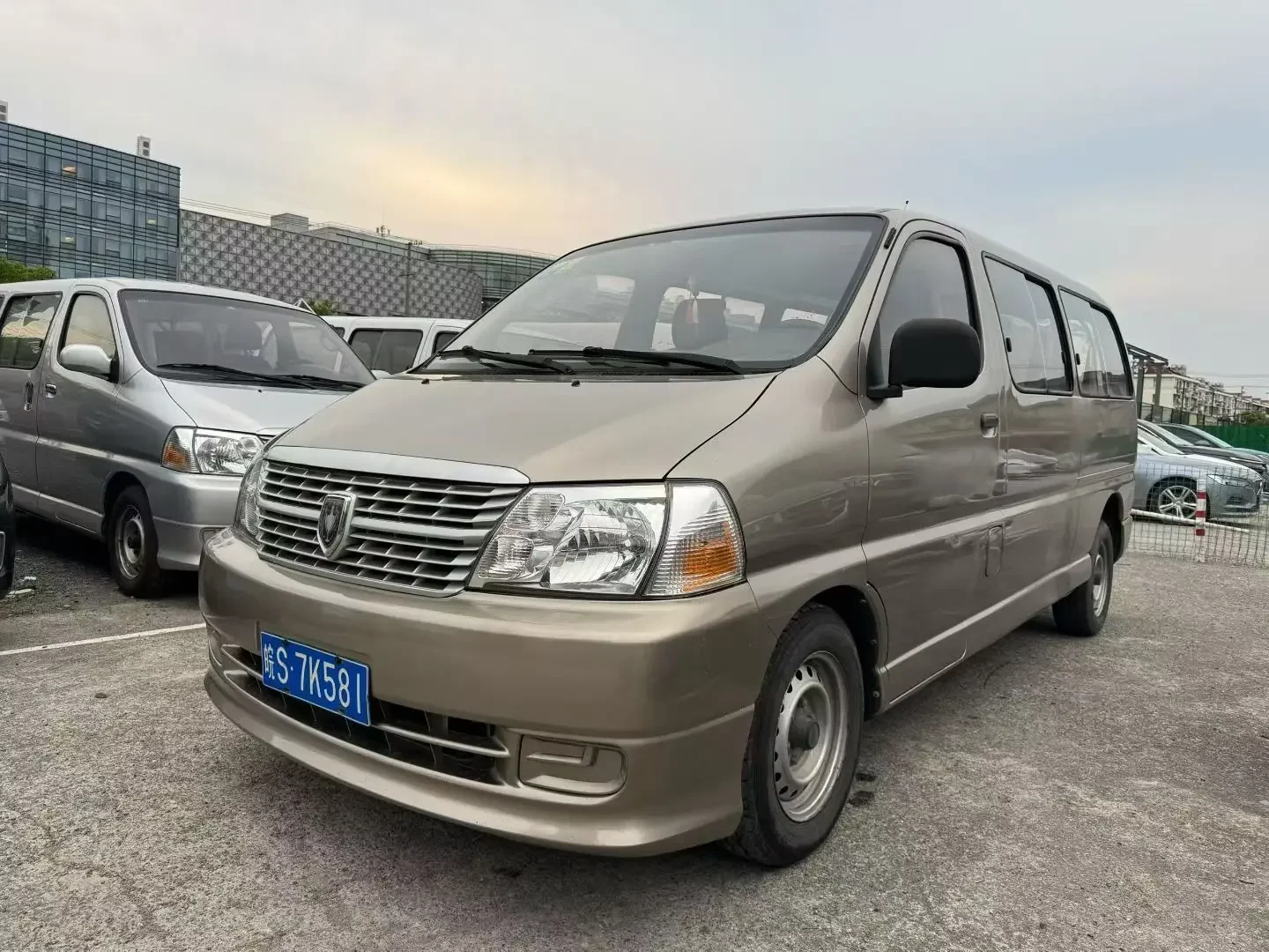 Golden cup Jinbei Express