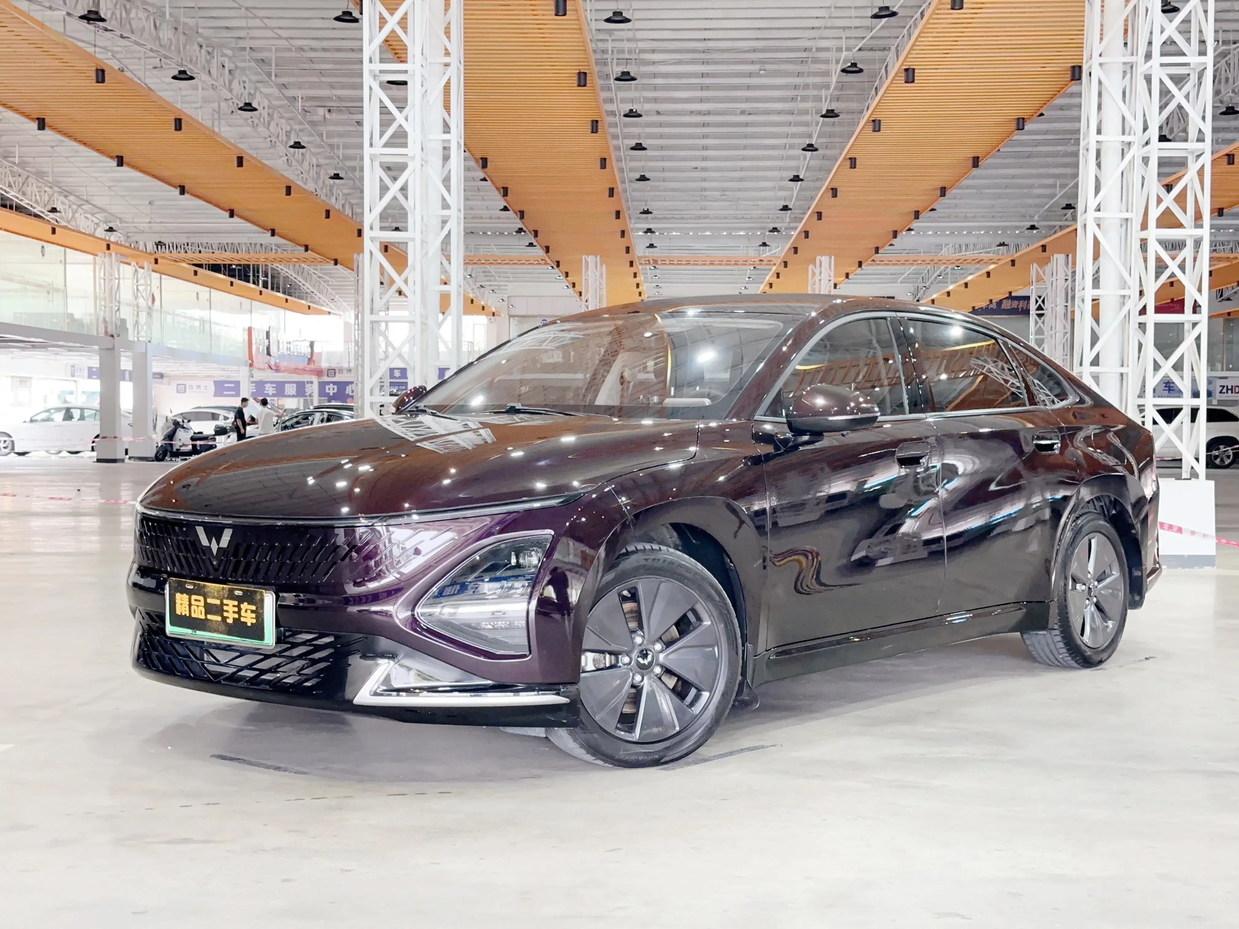Wuling Starlight PHEV