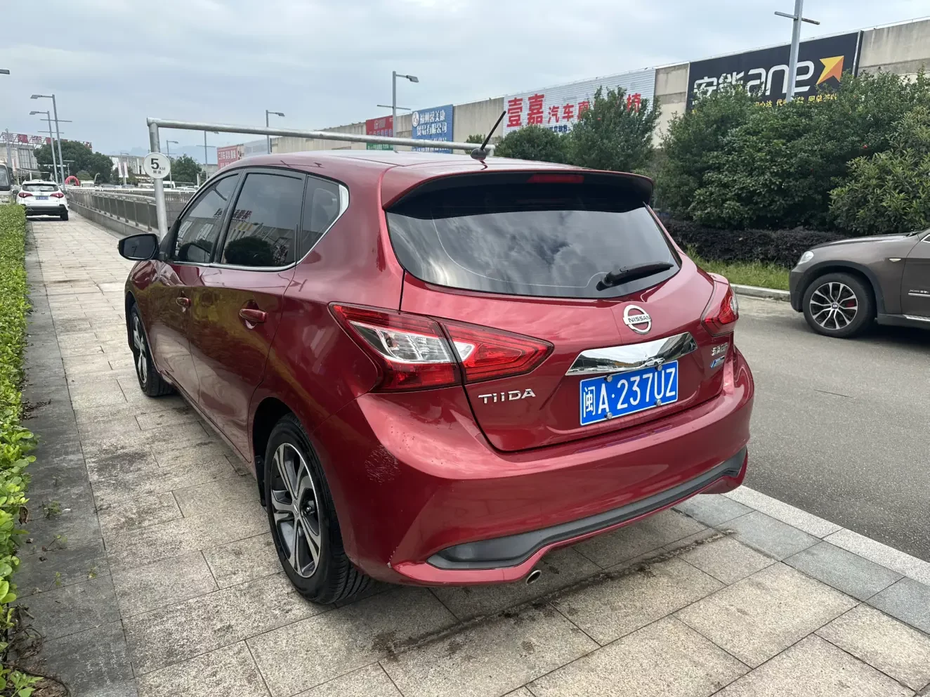 Nissan Tiida