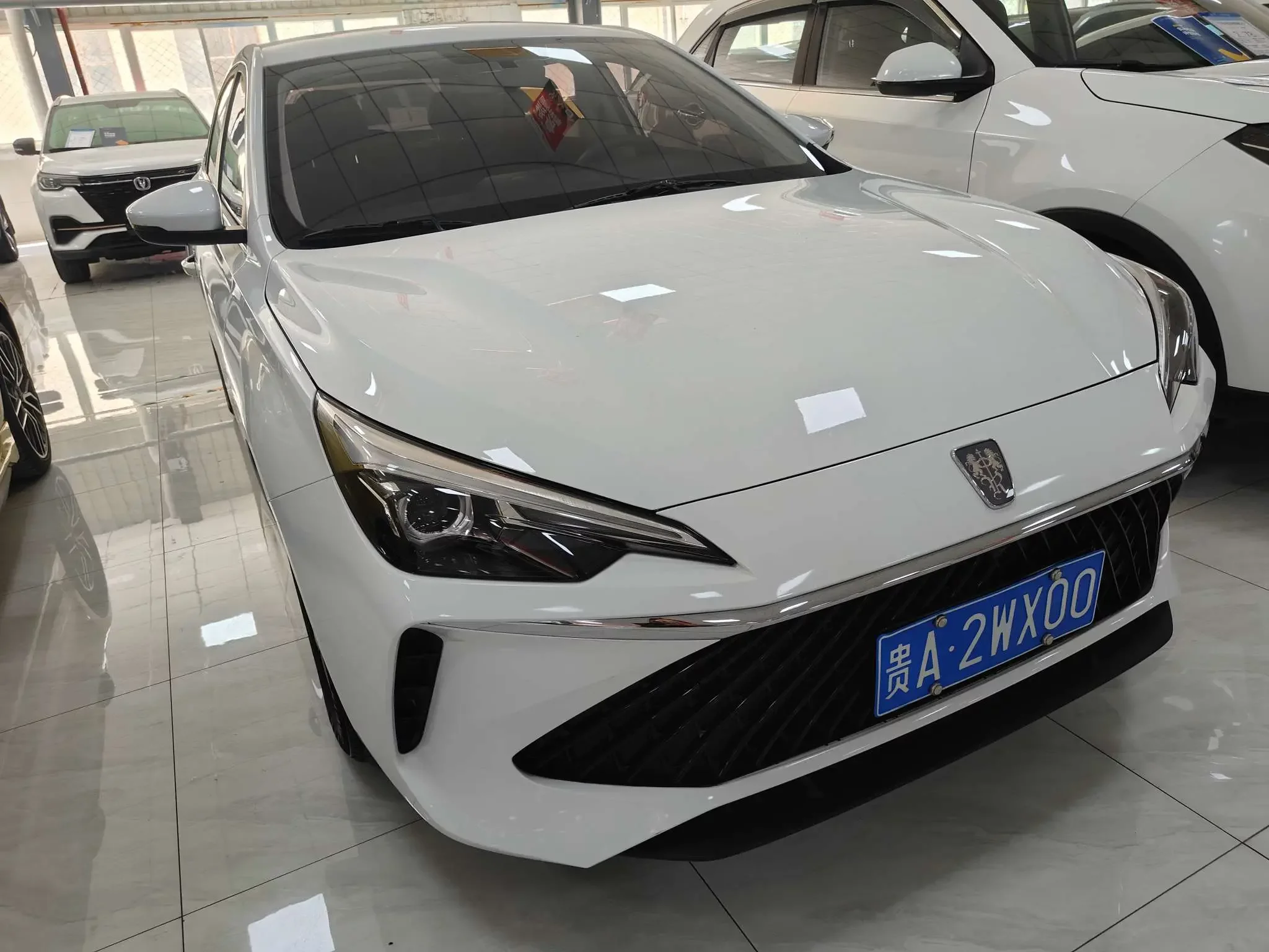 Roewe i5