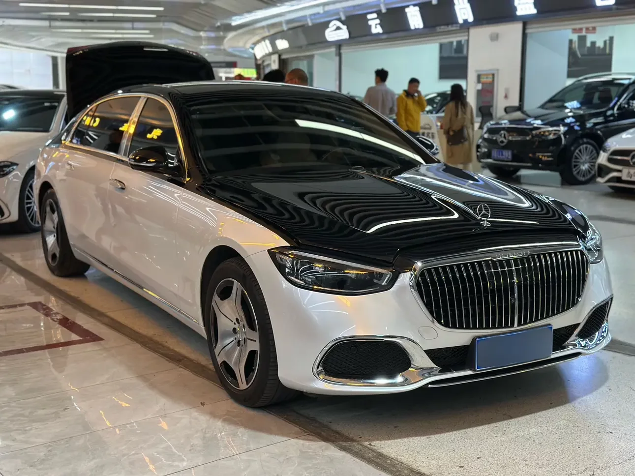 Mercedes-Benz Maybach S-Class