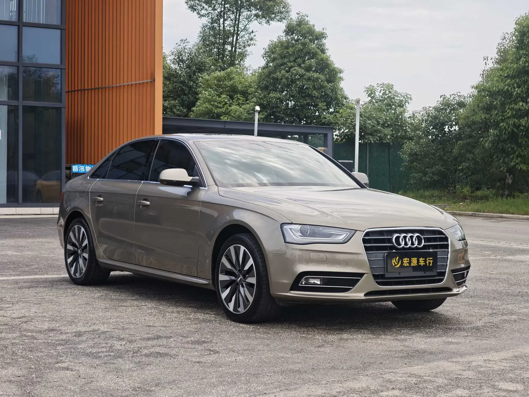 Audi A4L