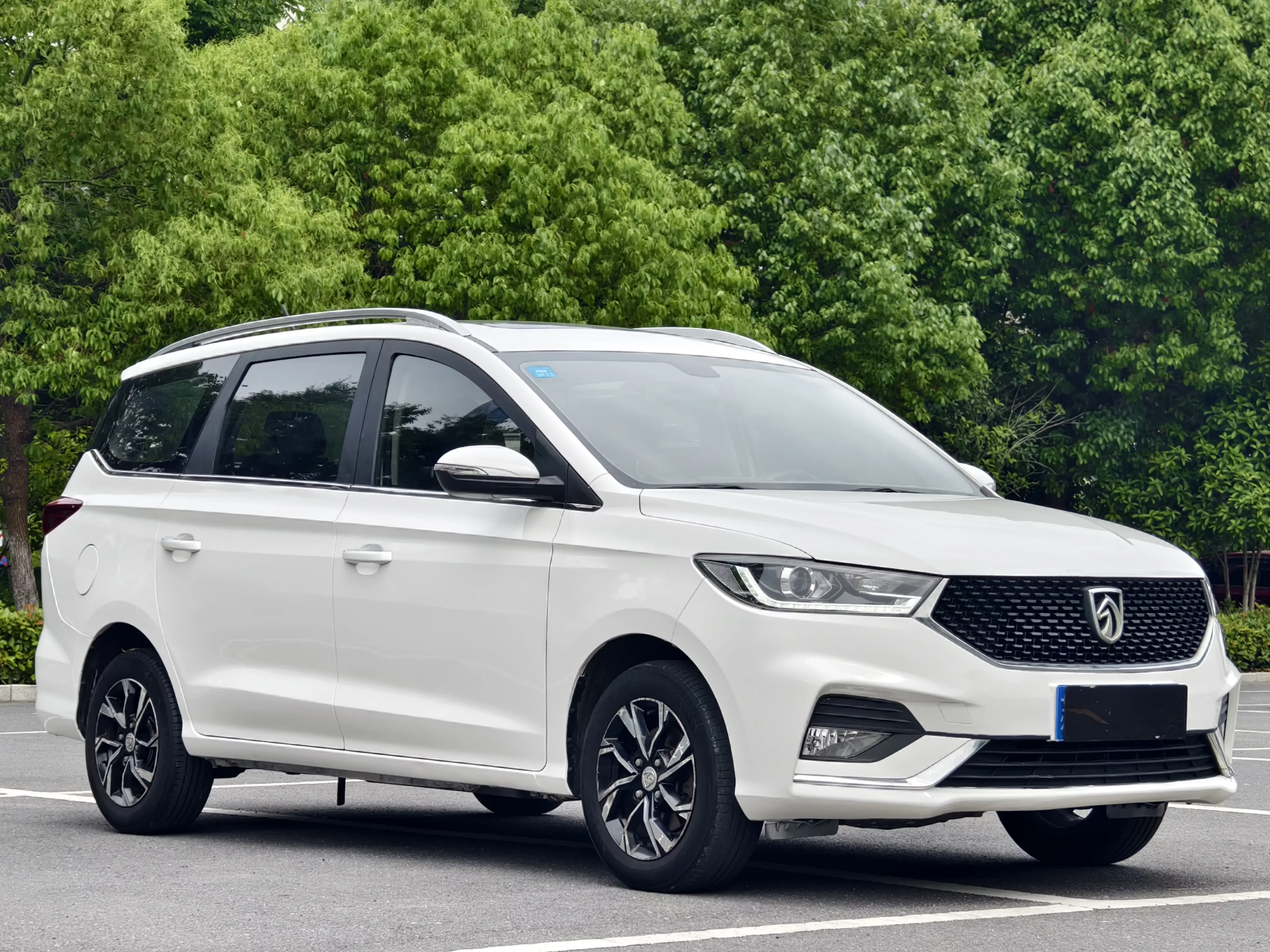 Baojun 360