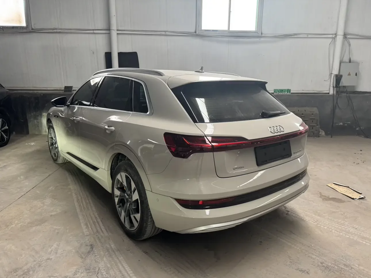 Audi e-tron