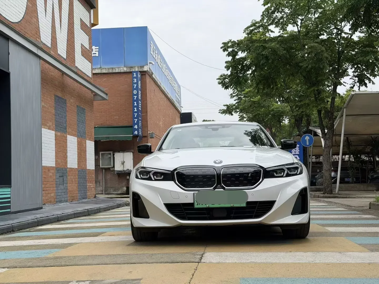 BMW i3