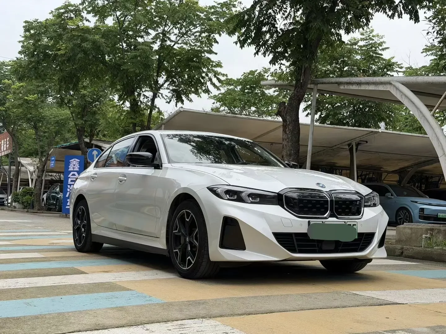 BMW i3