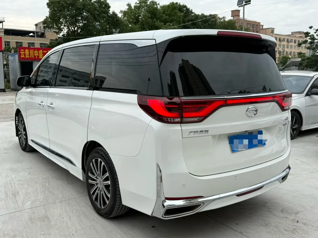 GAC Trumpchi M8