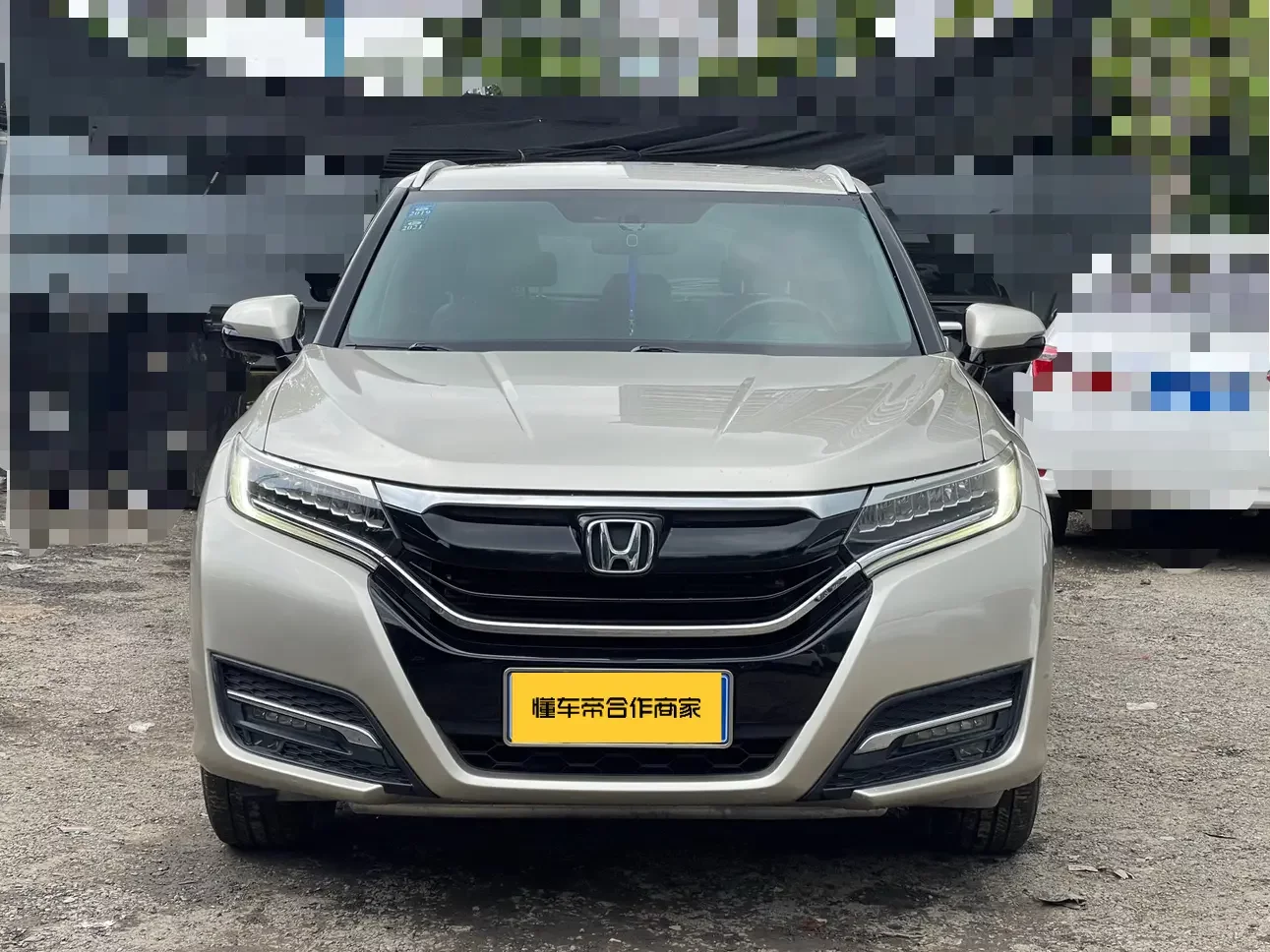 Honda UR-V