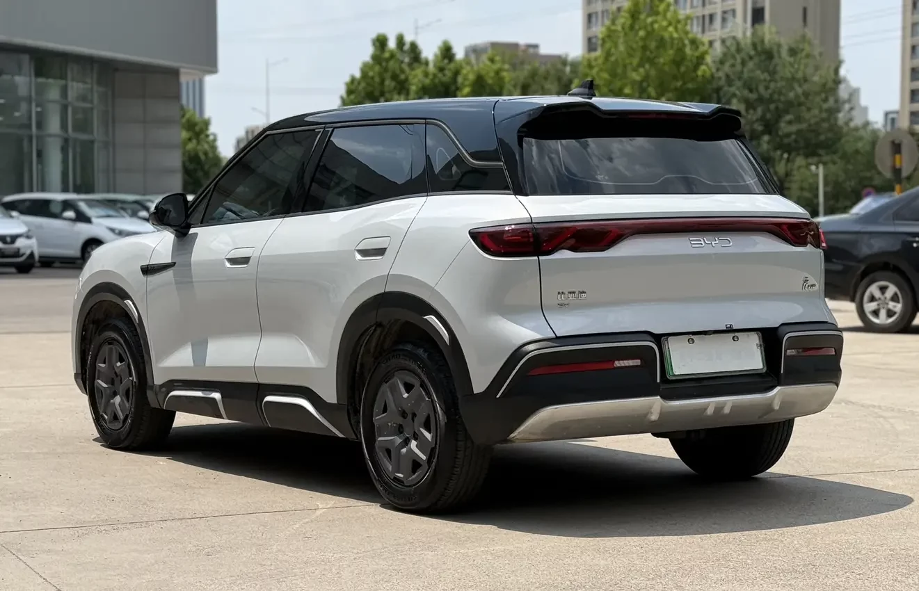 BYD Yuan UP