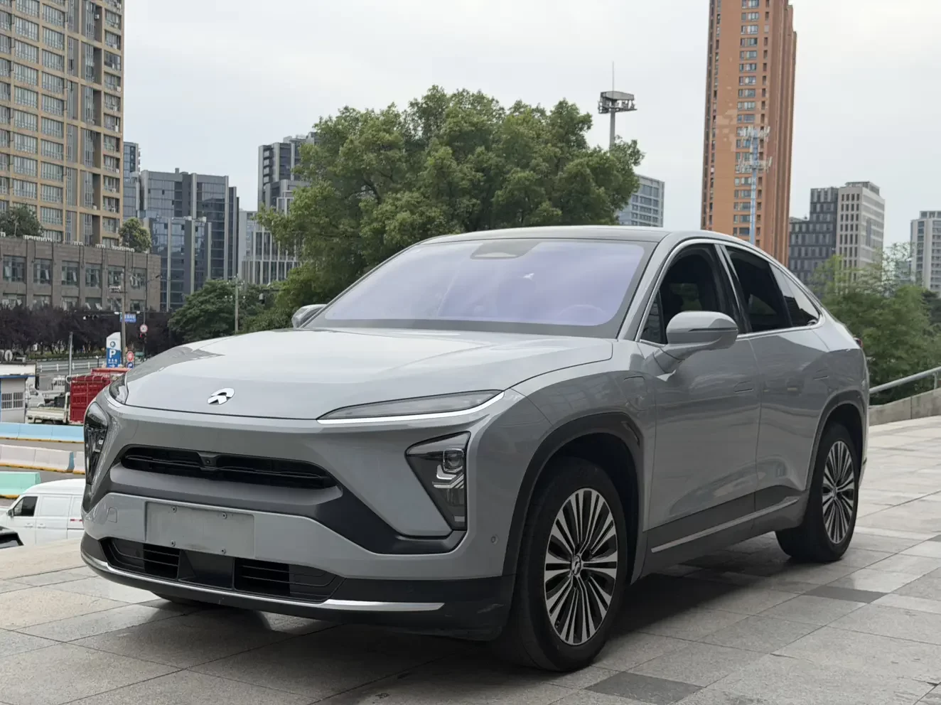 NIO EC6