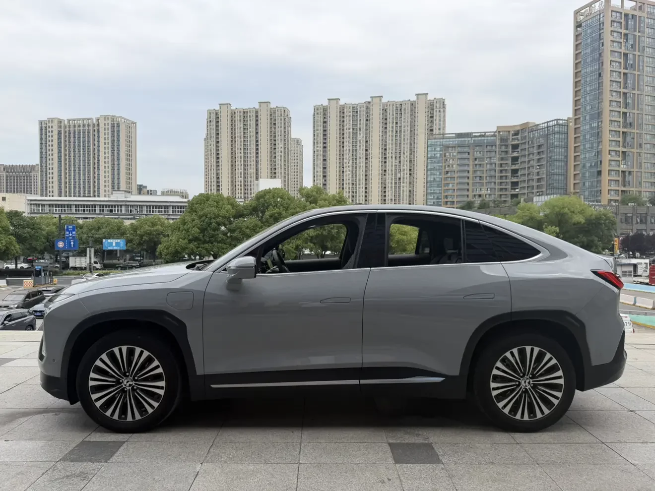 NIO EC6