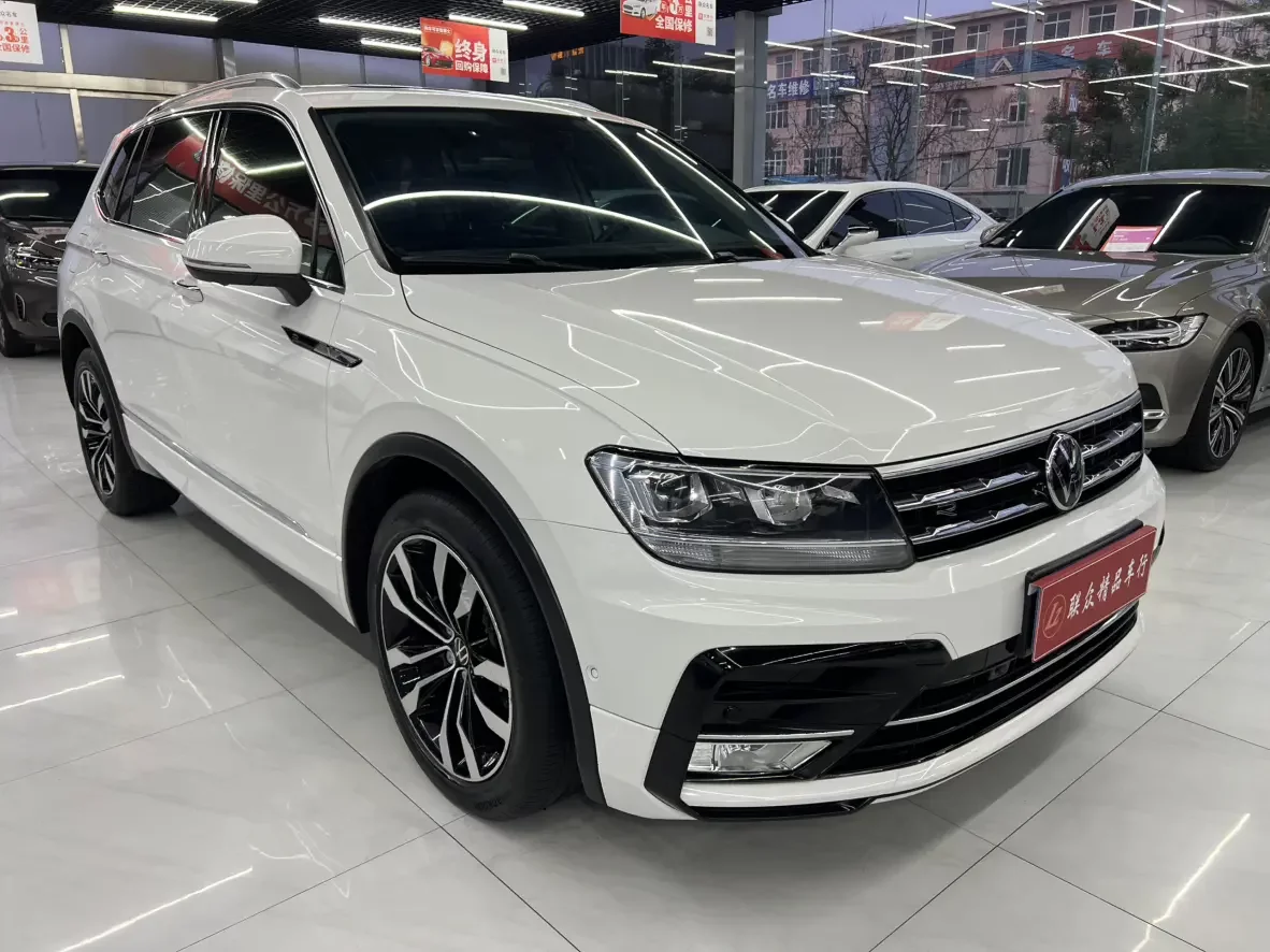 Volkswagen Tiguan L
