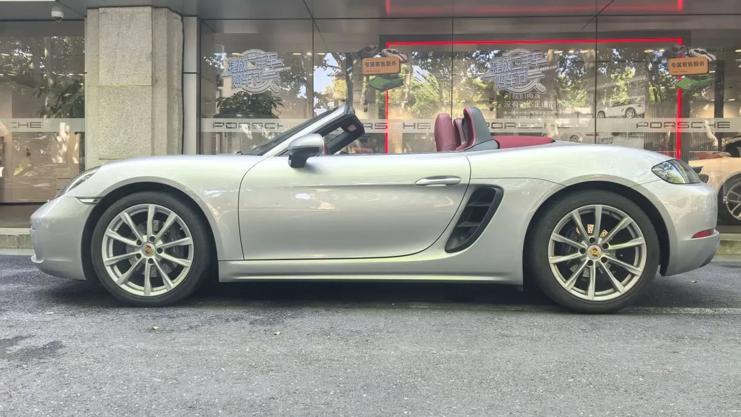 Porsche 718