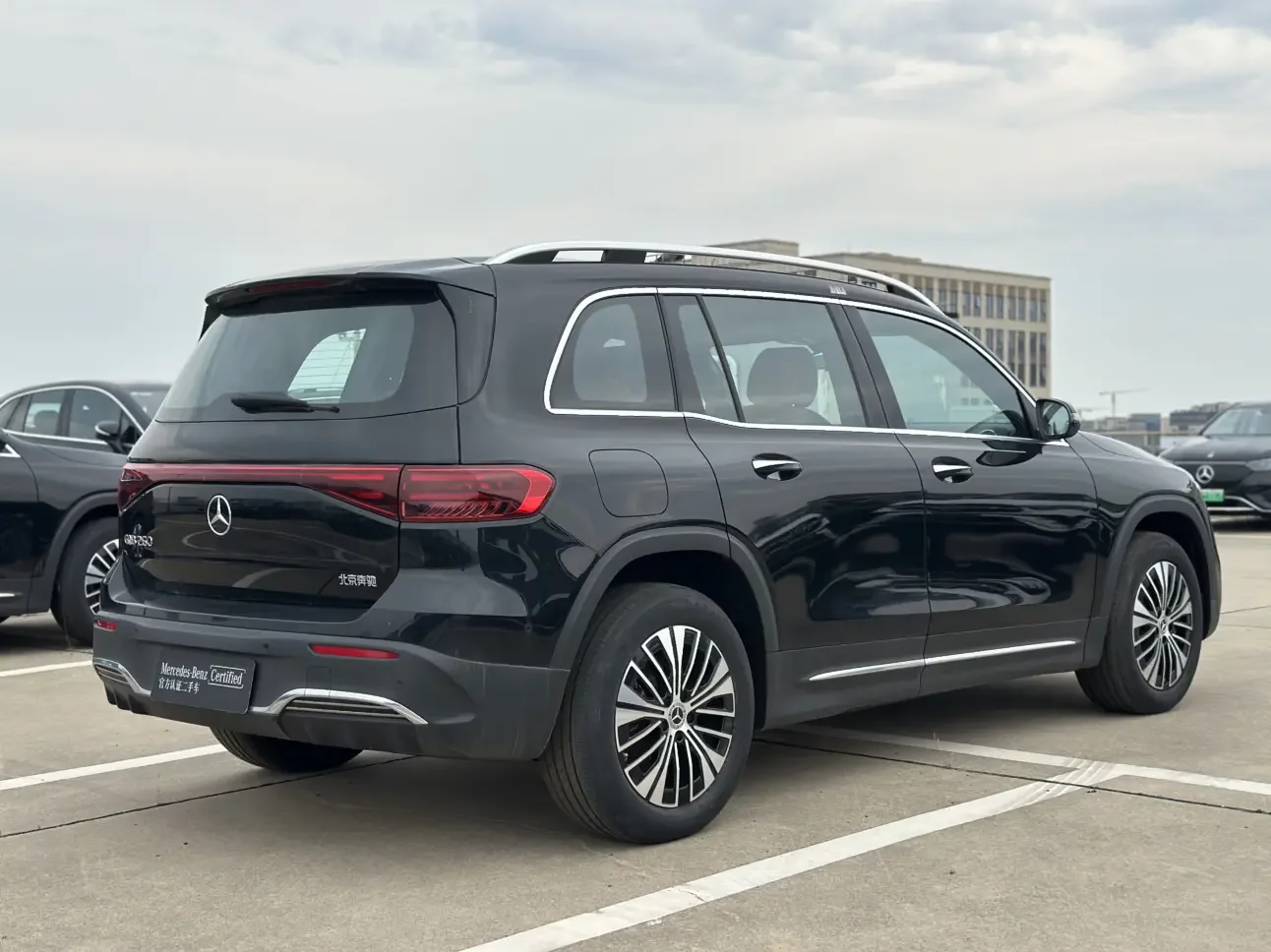 Mercedes-Benz EQB