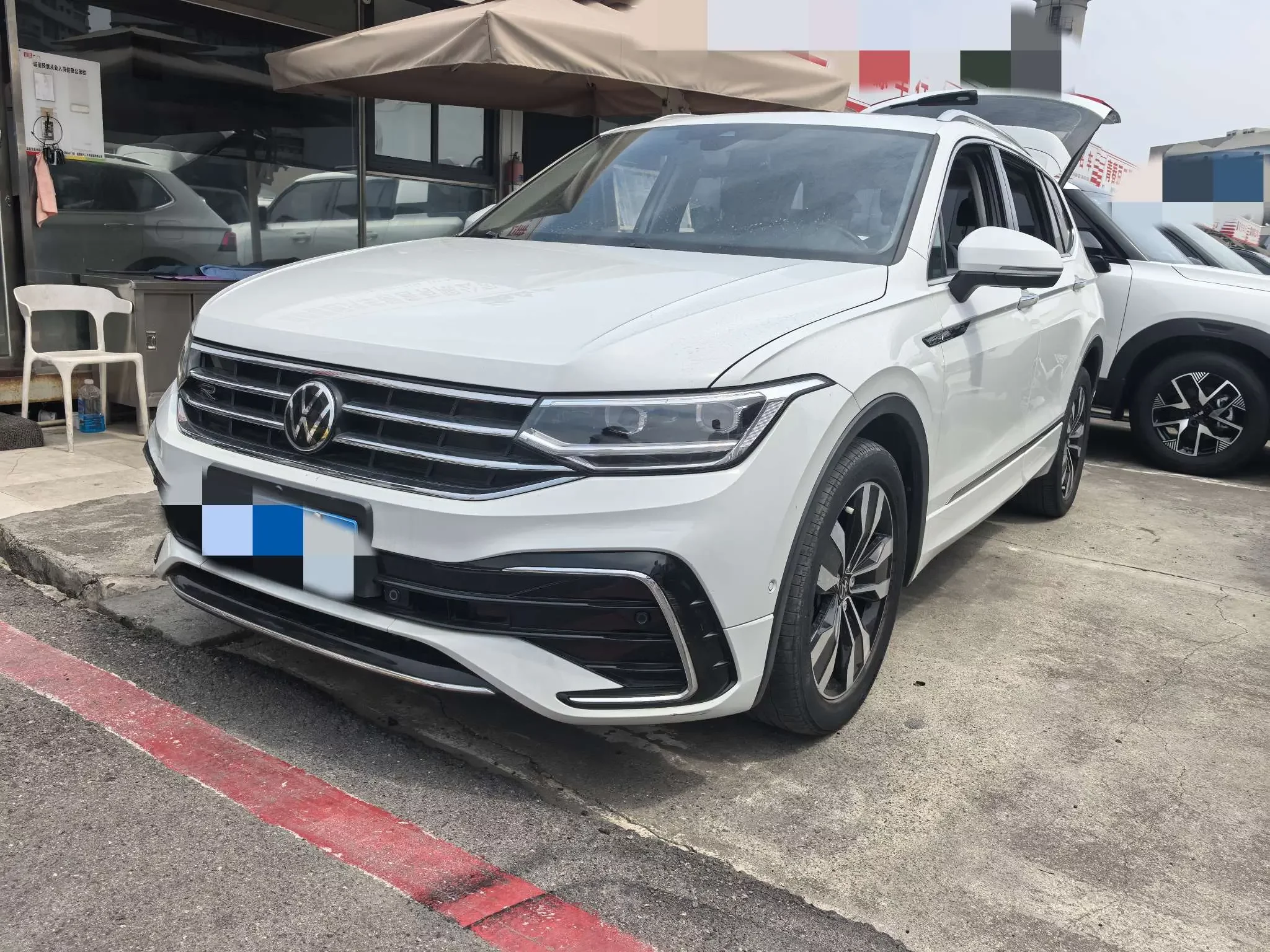 Volkswagen Tiguan L