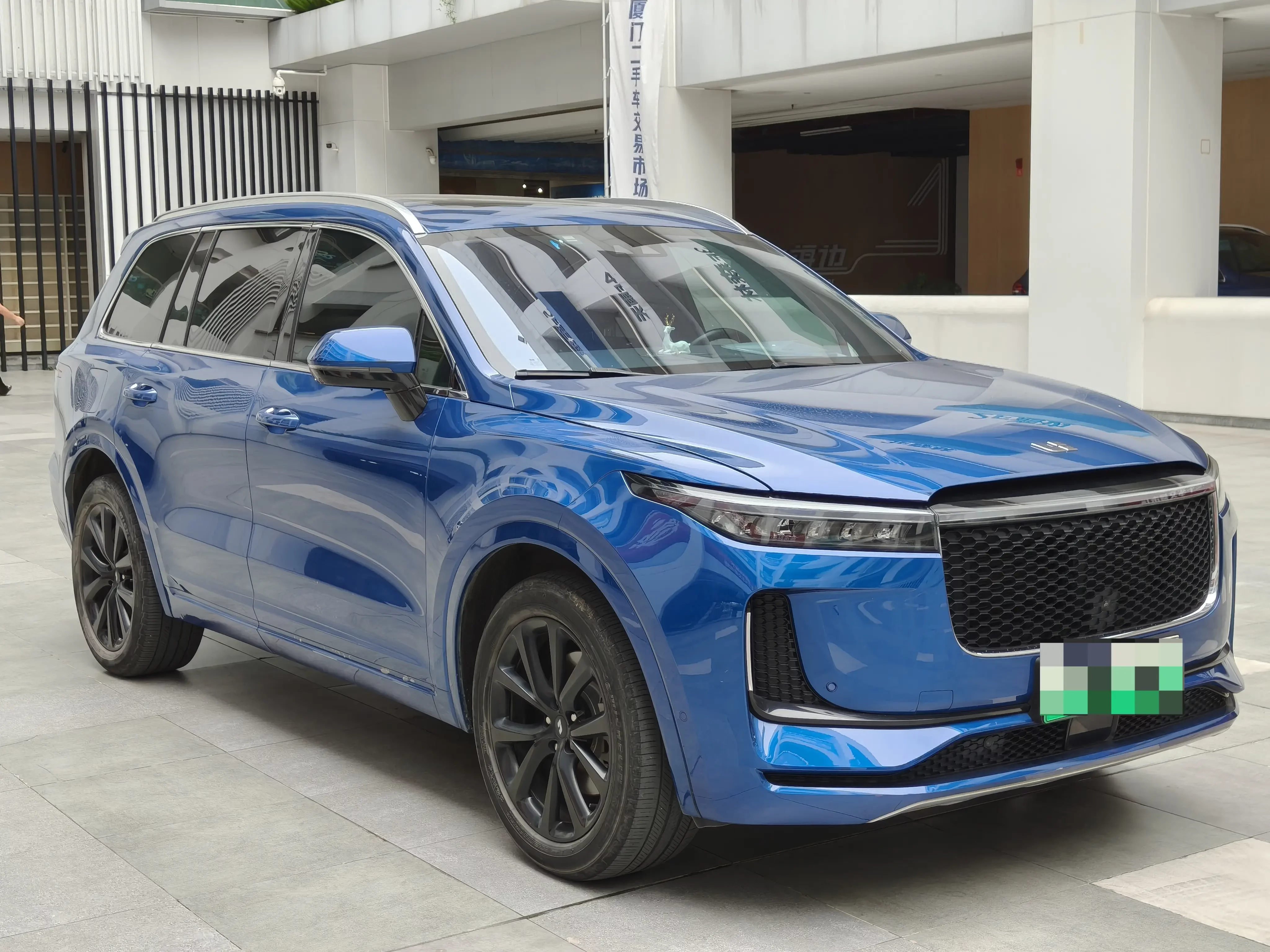Lixiang ONE