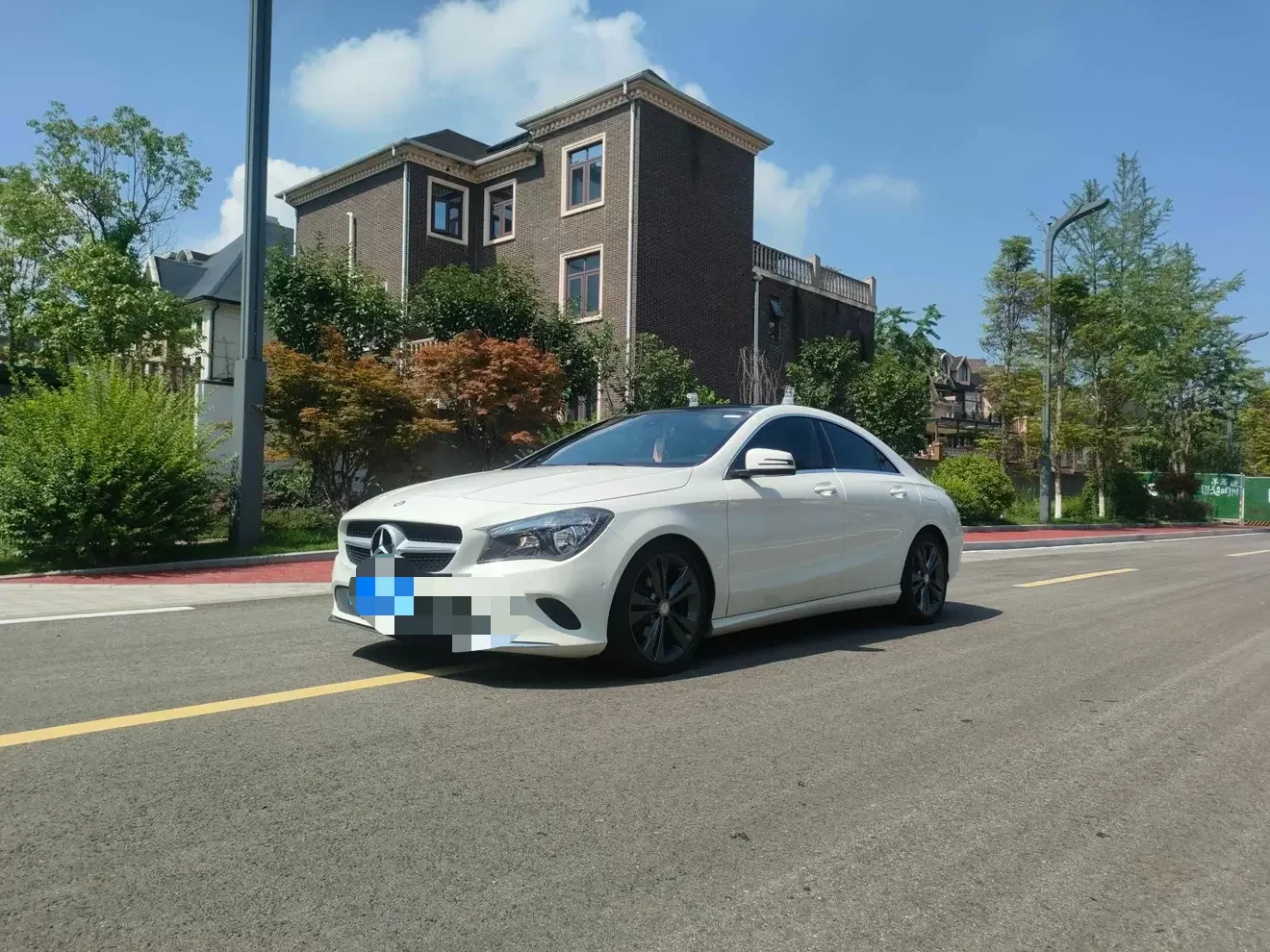 Mercedes-Benz CLA (Imported)