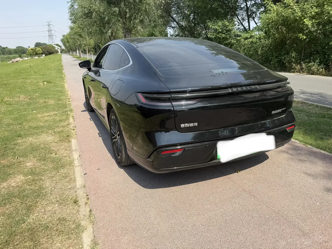Geely Galaxy Star 8 PHEV