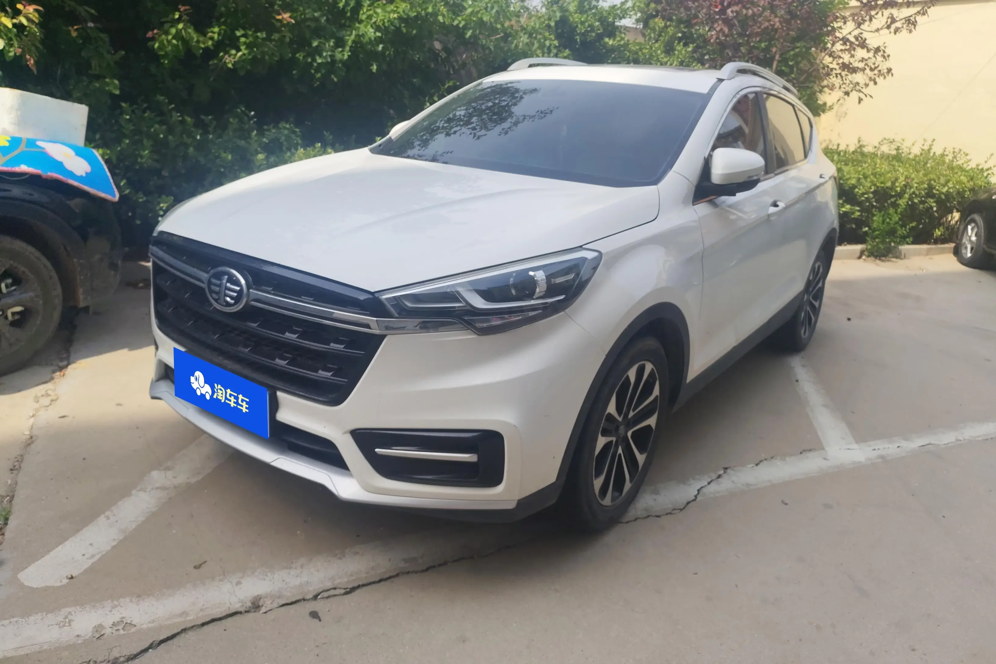 FAW Junpai D80