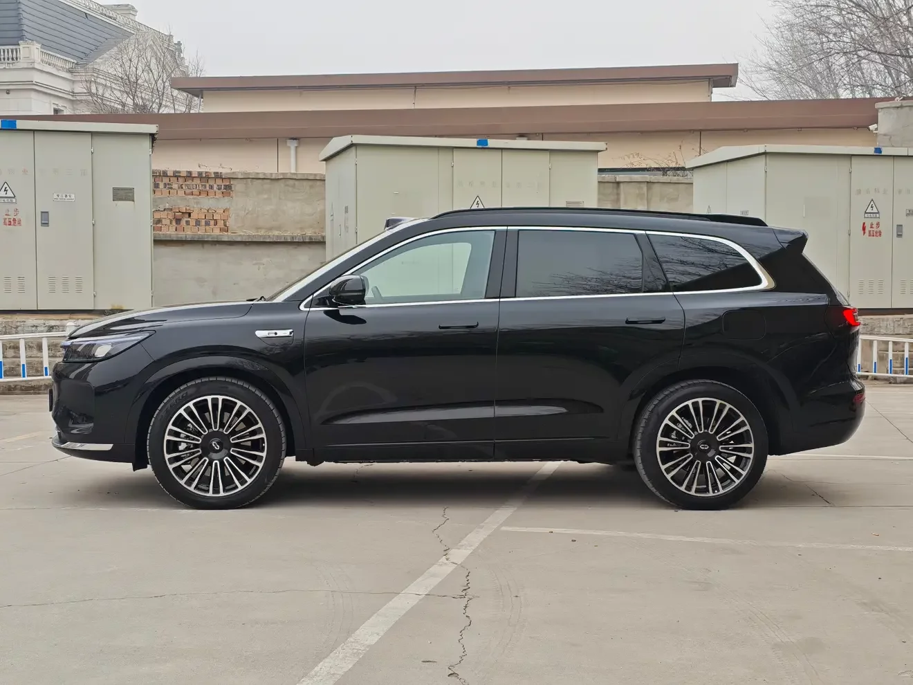AITO M7