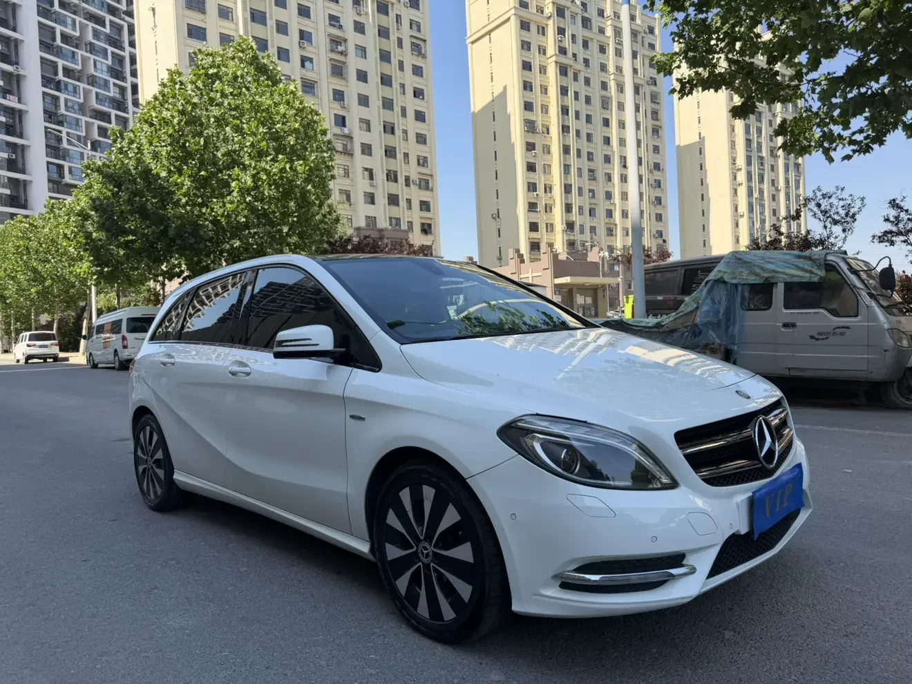 Mercedes-Benz B Class