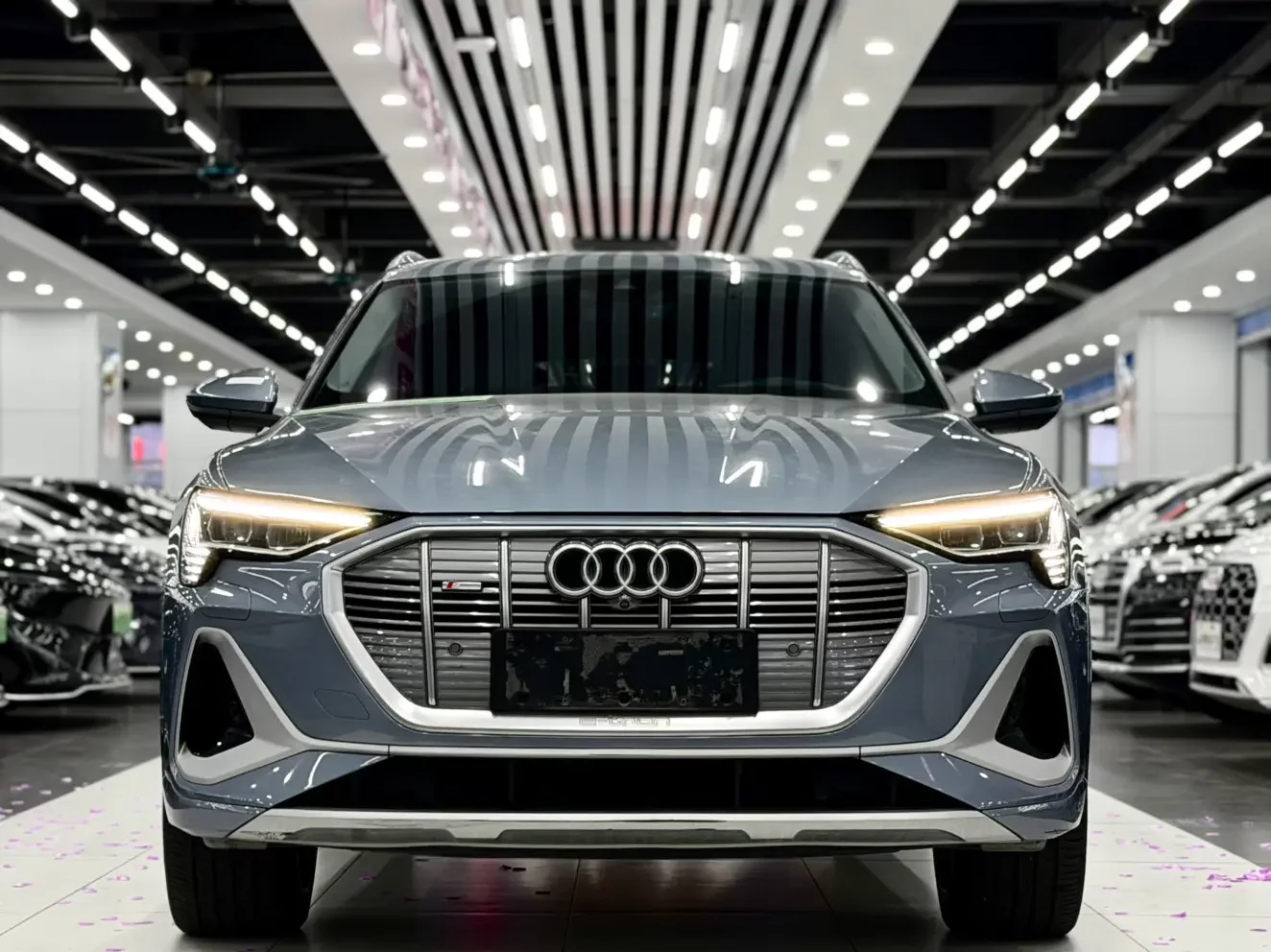 Audi e-tron